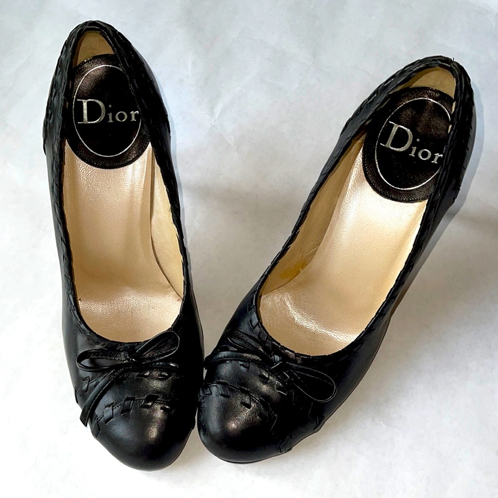 Women’s pumps